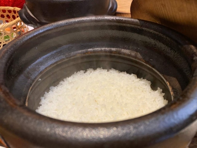 Gaogao （ガオガオ）　土鍋ごはん　白