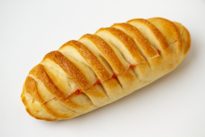 「パンとお菓子のアトリエ　IKURI（イクリ）」杏サンド