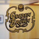 GOLDEN BROWNロゴ