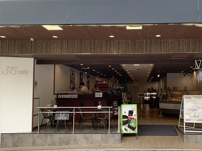 cafe sweet創刊号から48まで　17 20.37 45欠け 20250309-0N9A7534.jpg