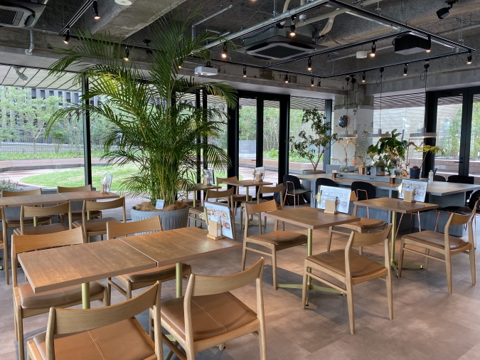 CAFEE OTTO ROOF TOP GARDEN（カフェ オットー ルーフトップ ガーデン）　店内