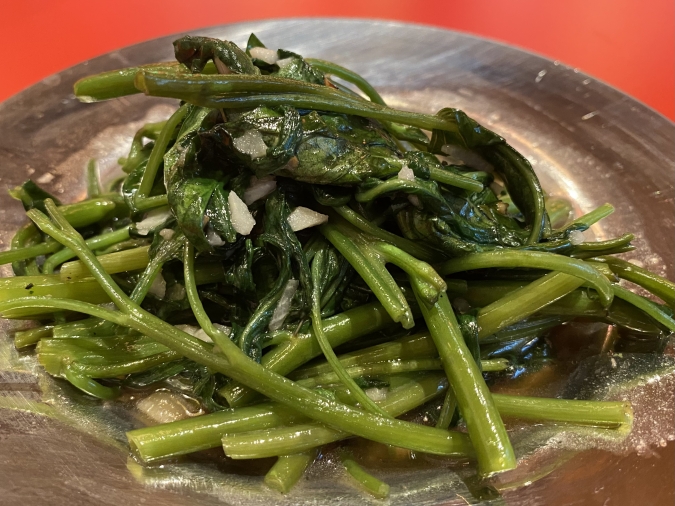 台湾餃子 楊喜（ようき）　青菜のニンニク炒め