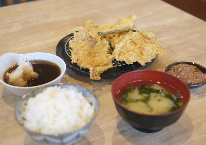 天ぷら定食 たからや　スタミナコース