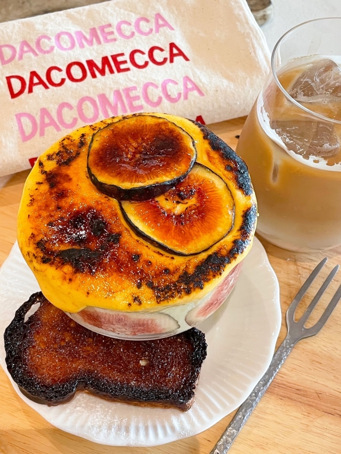 DACOMECCA（ダコメッカ）　イチヂクとピスタチオのブレッドグラタンパフェ