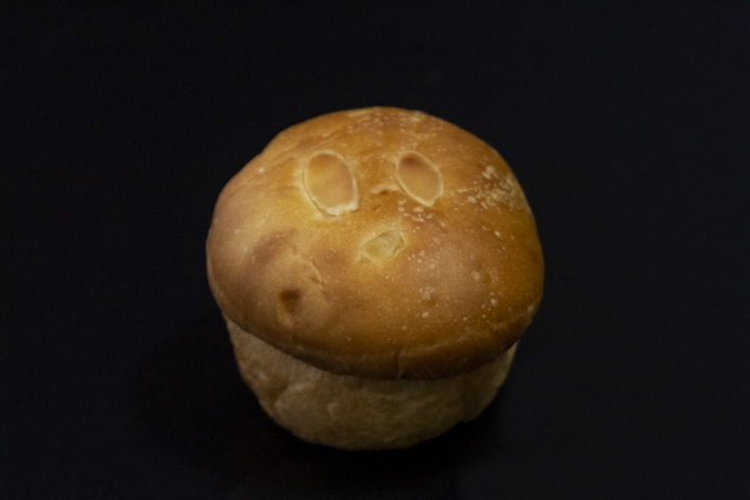 『haruta bakery』（ハルタベーカリー）クリームパン