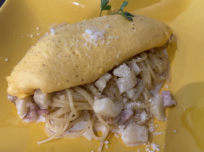 「Osteria Caro（オステリア カロ）」チーズクリームスパゲティ＆トロトロオムレツ