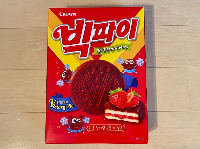 韓国のロングセラー商品！イエスマート「ビックパイ ストロベリー」の実食レポ