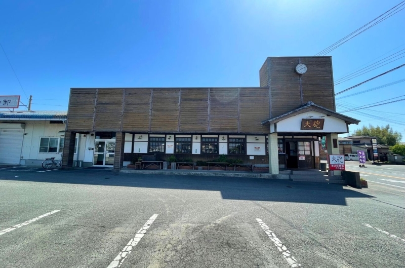 大砲ラーメン小郡店外観