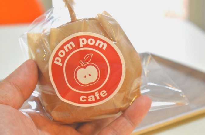 ポムポムカフェ　りんご飴