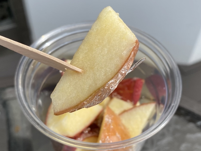fruits closet cafe（フルーツクローゼットカフェ）　りんご飴