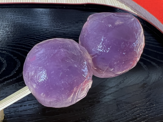 彩り冷やし団子（紫芋）　つづみ団子