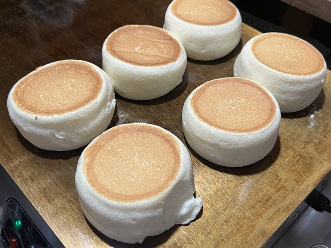 cafe Rob（カフェロブ）久留米店　台湾式ふわしゅわパンケーキ