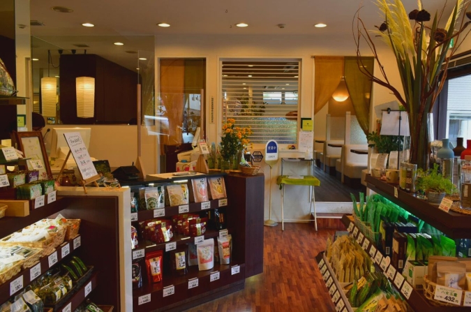 牛島製茶 けやき通り店　カフェコーナー「和cafe Leaf Heart」