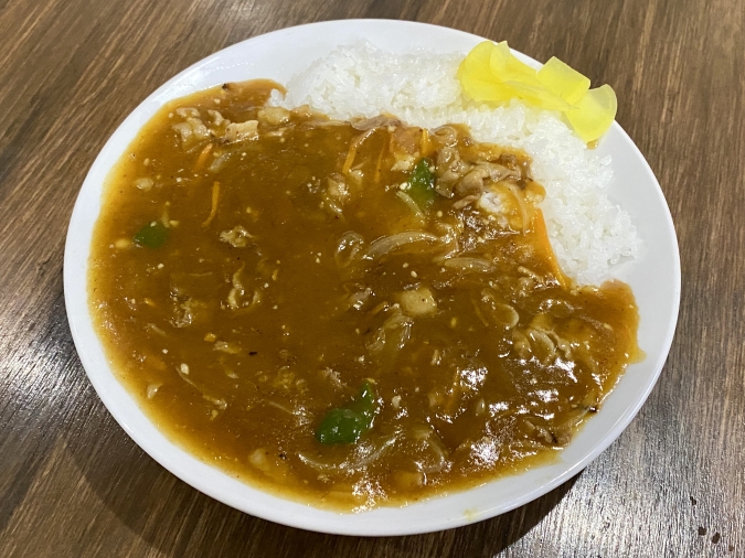 王餃子（ワンギョウザ）　中華カレー
