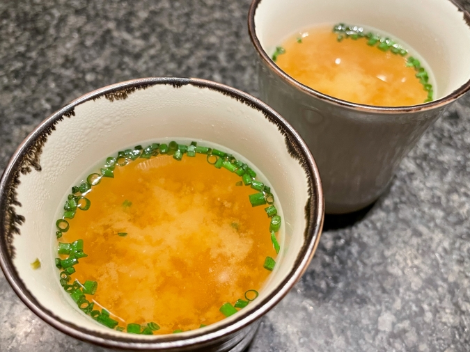 古湯温泉ONCRI（おんくり）　Innovative TEPPAN Watahan（イノベーティブ・鉄板ワタハン）味噌汁
