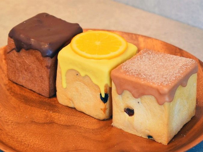 ぶどうパン専門店ぶどぱん　ハコパン