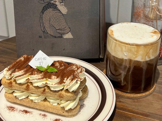 Cafe＋82（カフェプラスハチニ）