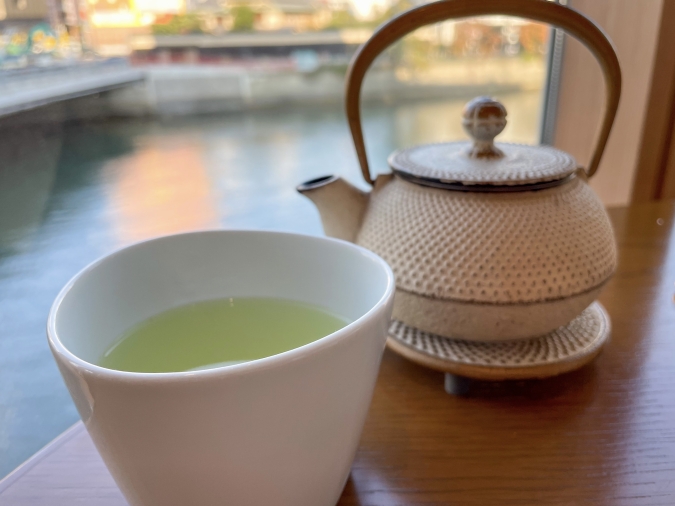 QUON River Terrace（クオンリバーテラス）『Premium WAfternoon tea』八女 深蒸煎茶