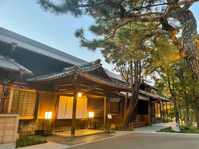 外観　高宮庭園茶寮
