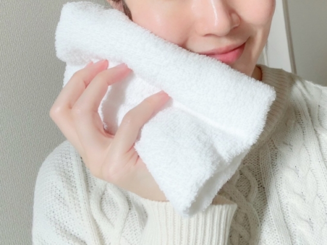 顔を濡らして放置する