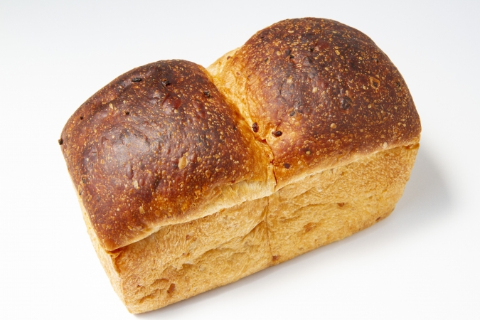 bakery ZOU（ベーカリー・ゾウ）　玄米食パン