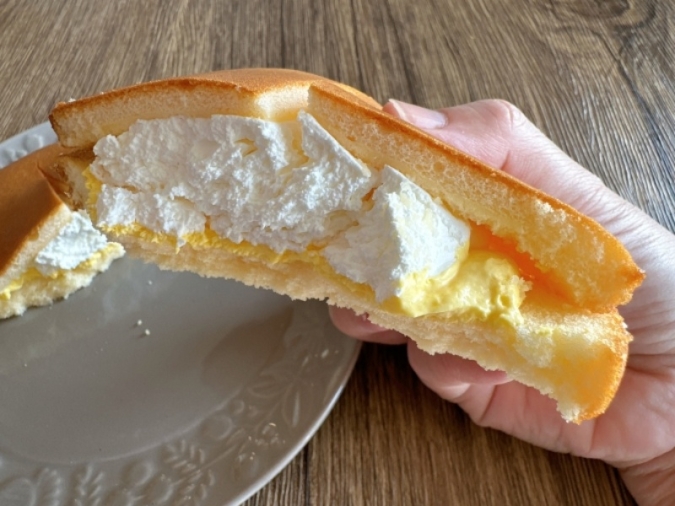 ファミマ新作スイーツ