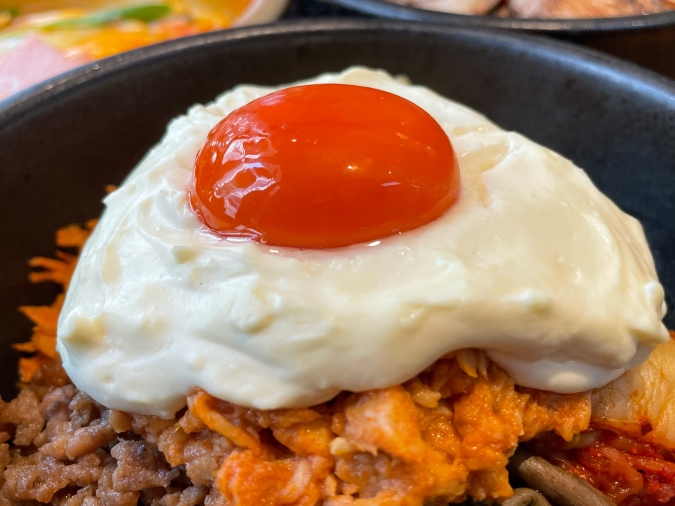 韓国ごはん ファジョン食堂　チャムチチーズ石焼ビビンバ