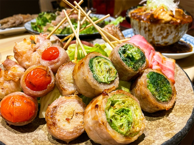 野菜巻き串と餃子 まきんしゃい 小倉店