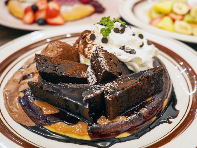 ベツバラ。トリプルチョコレートパンケーキ