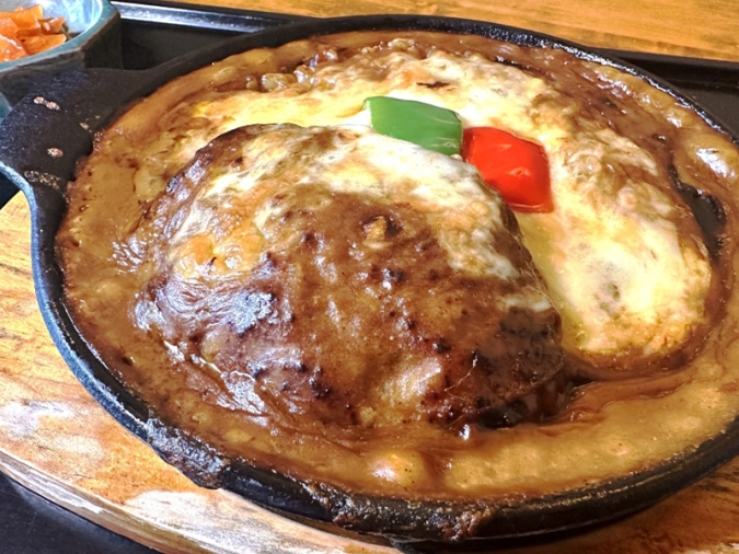 カレーとハンバーグの店 シャカカリー