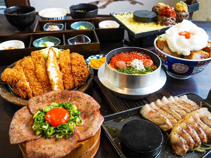 とり安食堂