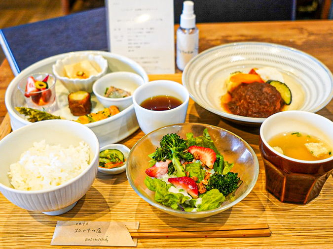 ぶどうのたね cafe 坂の下の店