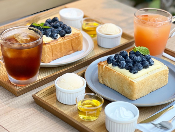 brenico blueberry toast