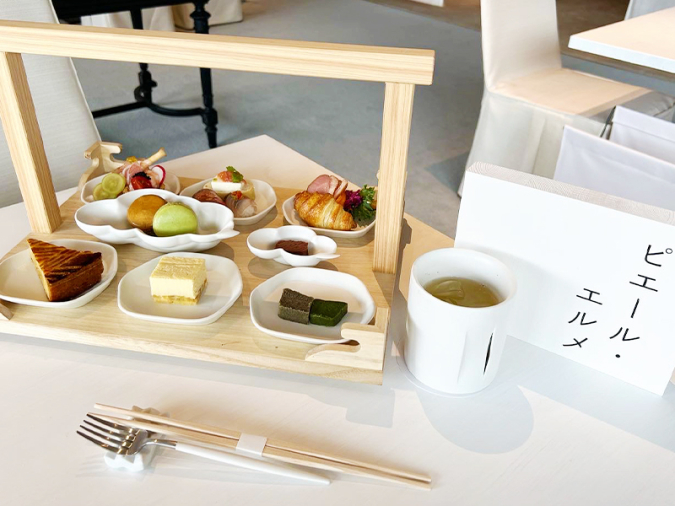 カフェ「Made in ピエール・エルメ 和多屋別荘」