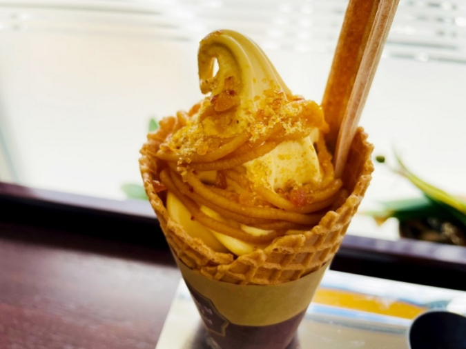 ミニストップさつまいもソフトクリーム