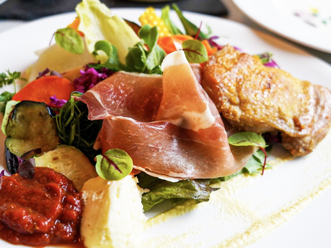 MAHALO Vegetable Dining 天神大名（マハロ）