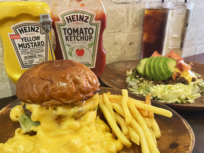 Jucy Lucy（ジューシールーシー）大名店