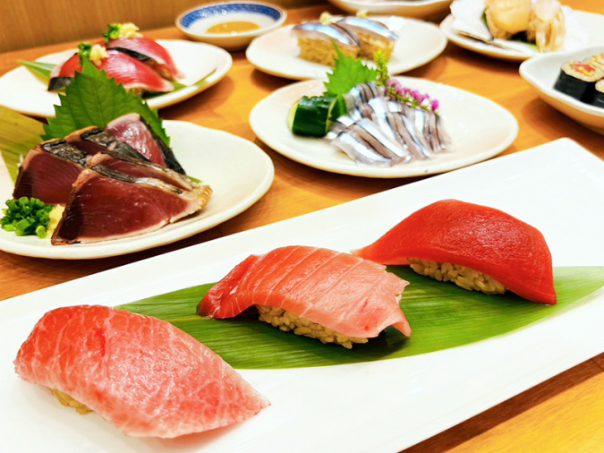 超速鮮魚(R)寿司 羽田市場 博多リバレインモール店
