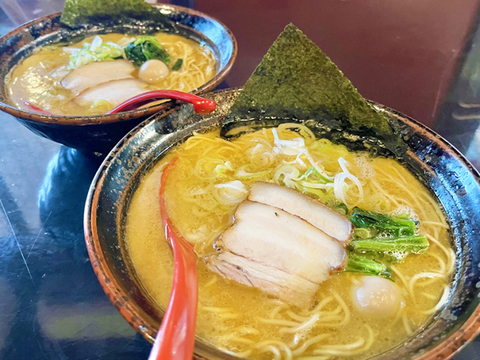 麺屋伍利羅（めんやごりら）