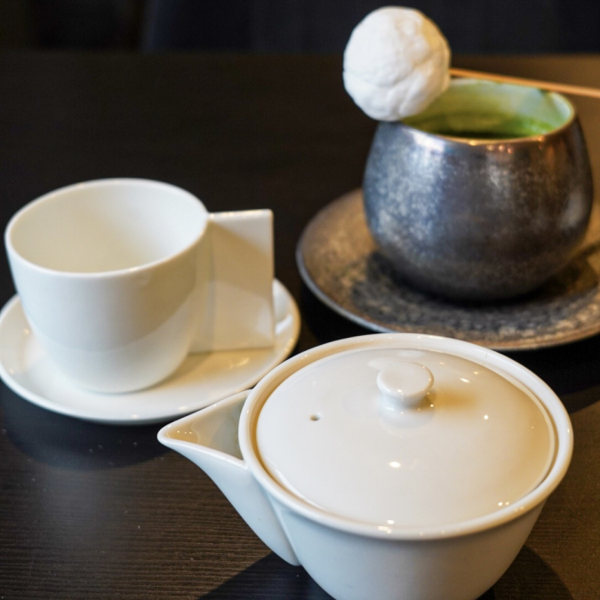 旬菓茶舎 日と時季（しゅんかちゃや ひととき）：お茶