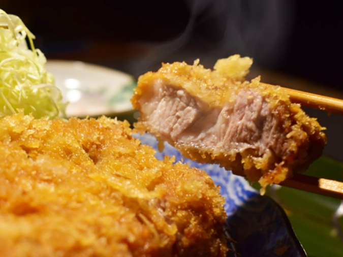 とんかつ肉料理 吉岡