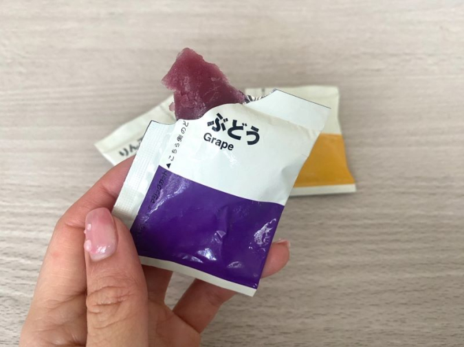 MUJI "Delicious chilled 100% fruit juice jelly with three kinds of fruit"