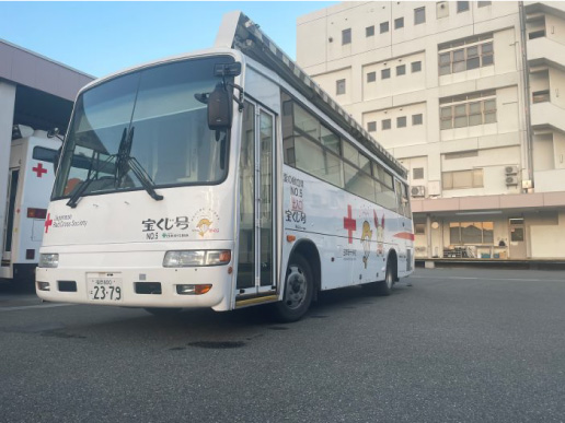 トリアス　はたらくくるま　献血バス・血液運搬車/福岡県赤十字血液センター