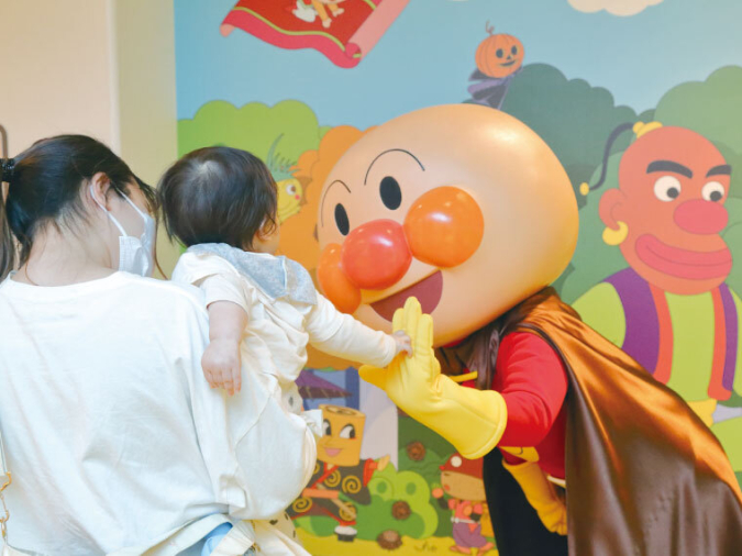 Fukuoka Anpanman Children's Museum in Mall Character Greeting