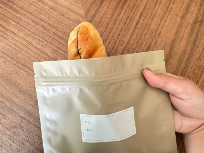 3COINSキッチングッズフラットアルミストックバッグ
