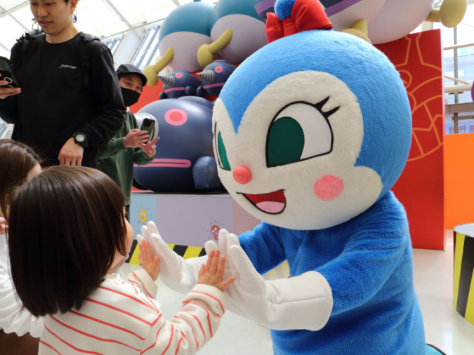 Fukuoka Anpanman Children's Museum in Mall Character Greeting