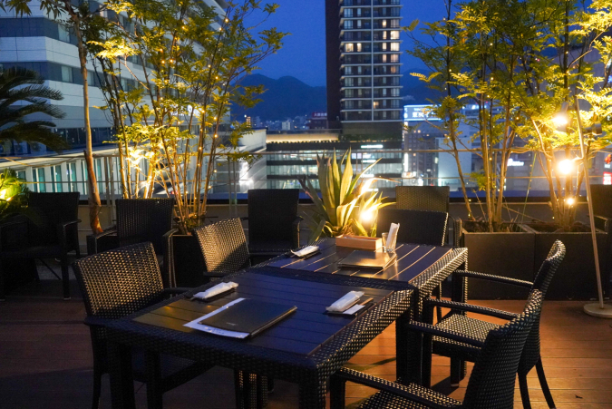 Live & Grill Beyond Night Terrace