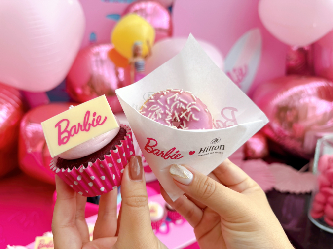 Barbie♥Hilton Fukuoka Sea Hawkスイーツビュッフェ ドーナッツ