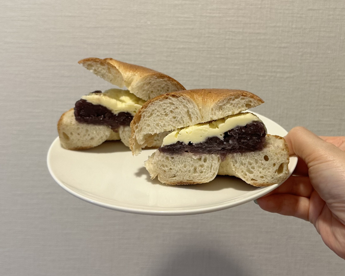 Cross section of Eiji's bean paste butter Boulangerie Patisserie E-ji＆co.