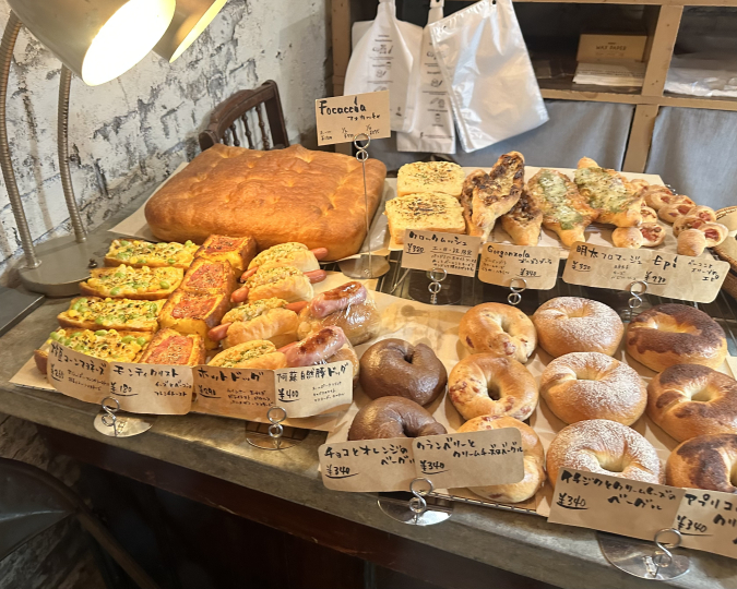 Eiji's Bread Shelf 2 Boulangerie Patisserie E-ji＆co.